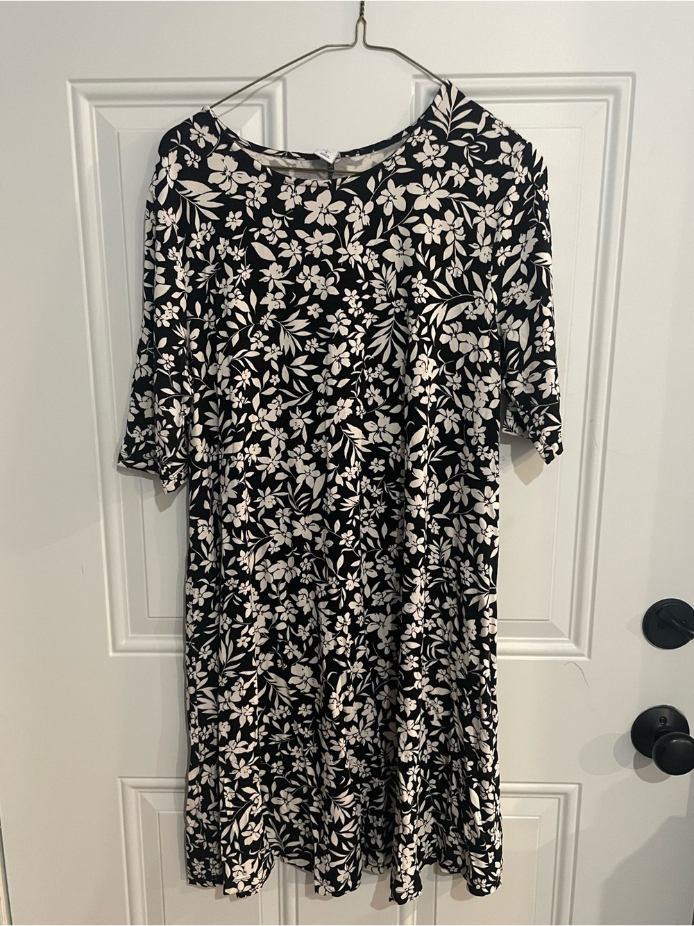 Old Navy Black & White Floral Dress